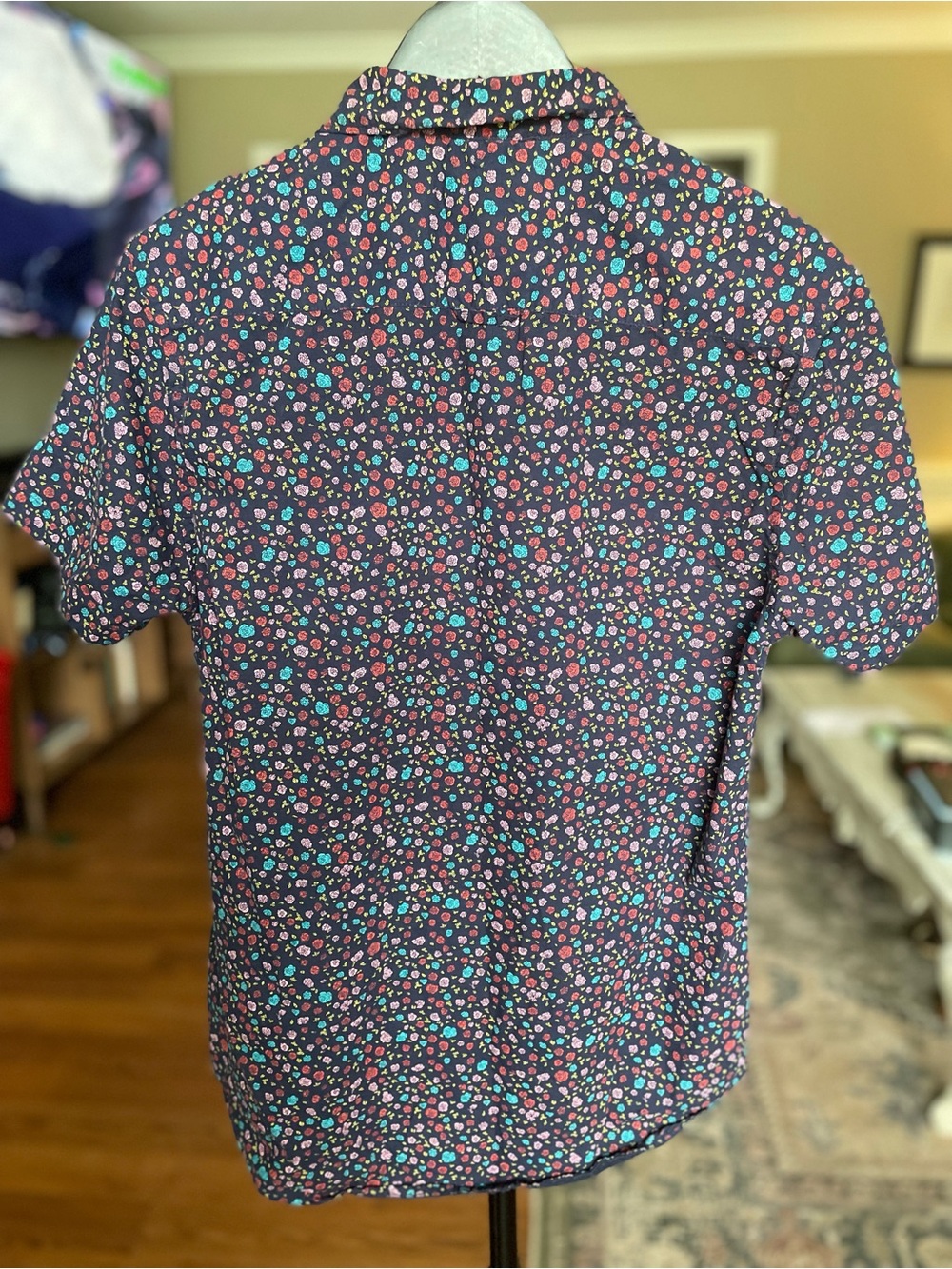 Ricky Singh Denim & Flower Navy Short-Sleeve Button-Down w/ Floral Print Size S - Picture 6 of 6